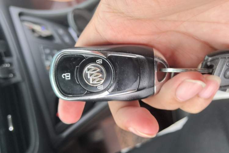 Used Buick Envision 2016 20T Two-Wheel Drive Leading Version Vehicle Key