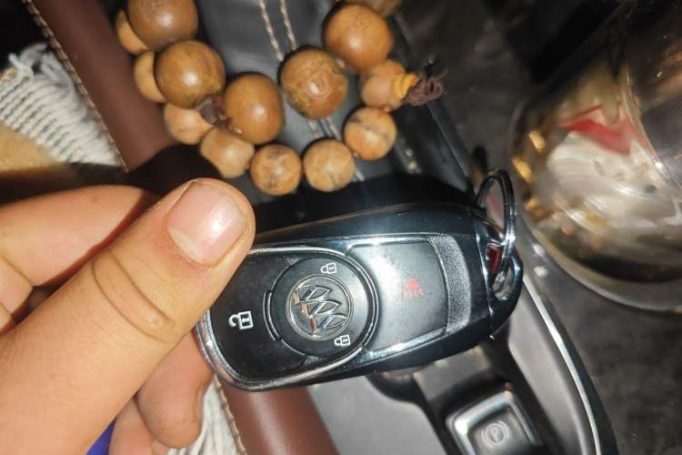 Used Buick Envision 2016 20T Two-Wheel-Drive Elite Model Vehicle Key