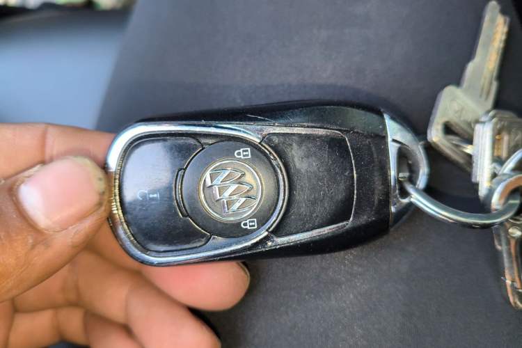 Used Buick Envision 2016 20T Two-Wheel Drive Leading Version Vehicle Key