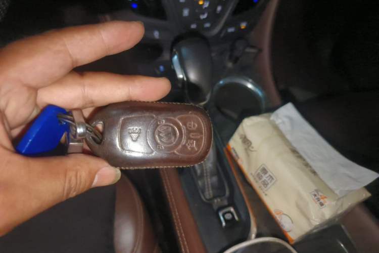 Used Buick Envision 2016 28T Four-Wheel Drive Elite Version Vehicle Key