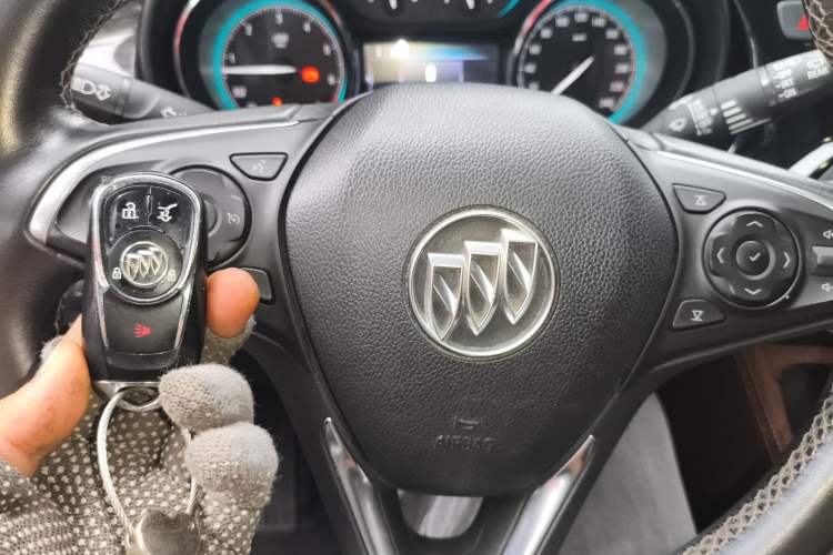 Used Buick Envision 2016 28T Four-Wheel Drive Elite Version Vehicle Key