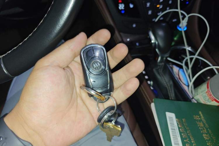 Used Buick Envision 2016 28T Four-Wheel Drive Elite Version Vehicle Key