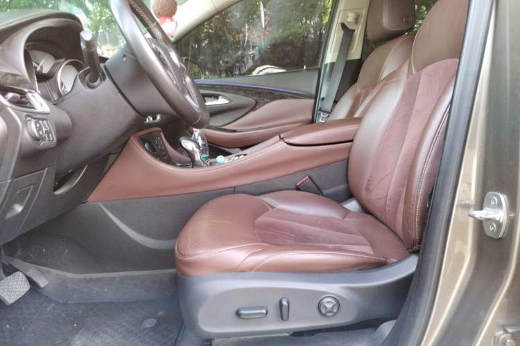 Used Buick Envision 2016 20T Two-Wheel-Drive Elite Model Left Front Seat