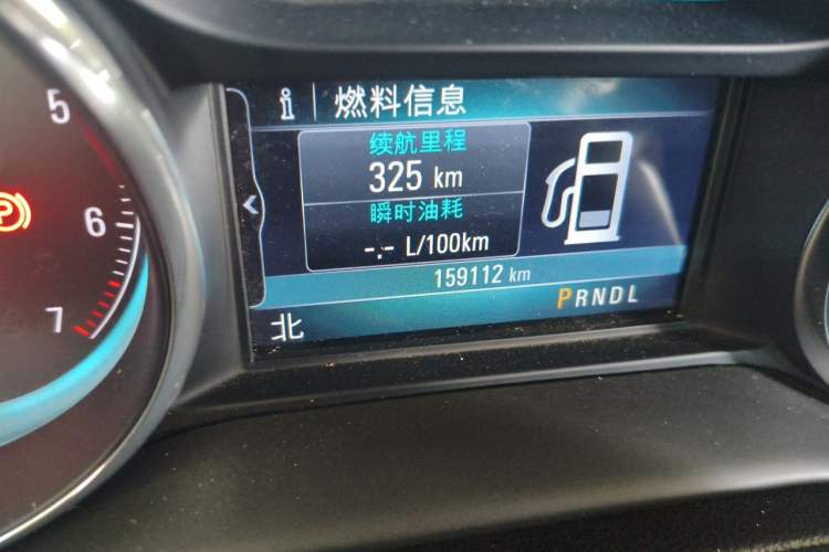 Used Buick Envision 2016 28T Four-Wheel Drive Luxury Model Odometer Close Up