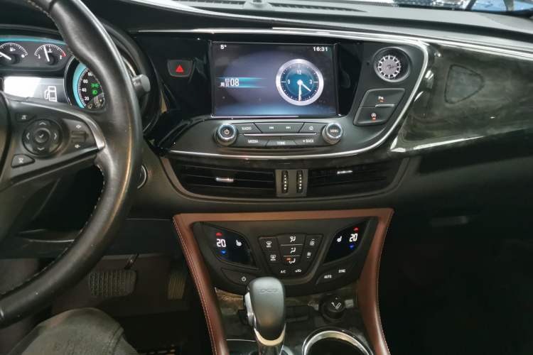 Used Buick Envision 2016 20T Two-Wheel-Drive Elite Model Audio And AC Panel