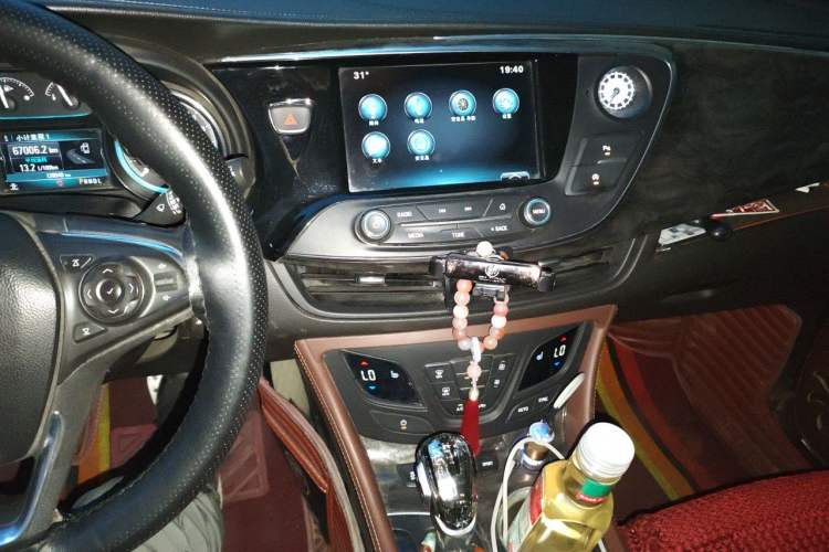 Used Buick Envision 2016 28T Four-Wheel Drive Elite Version Audio And AC Panel