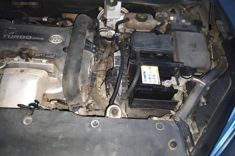 Used Buick Envision 2016 28T Four-Wheel Drive Elite Version Engine Bay Left