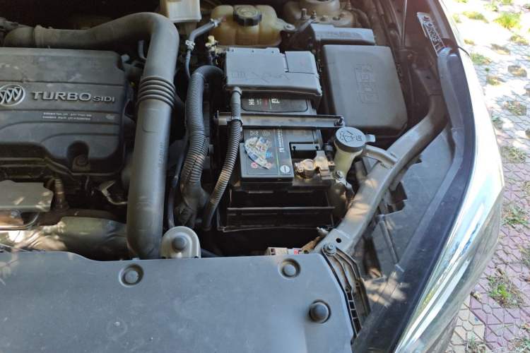 Used Buick Envision 2016 20T Two-Wheel Drive Leading Version Engine Bay Left