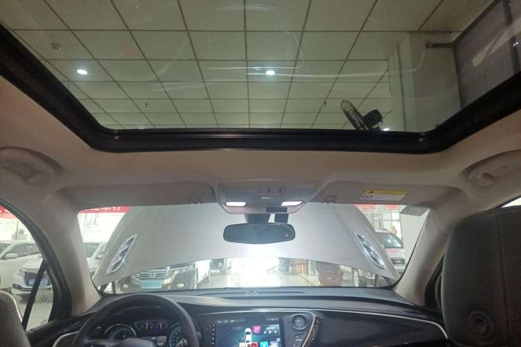 Used Buick Envision 2016 20T Two-Wheel Drive Leading Version Headliner