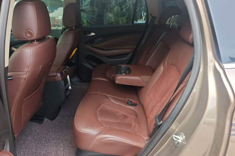Used Buick Envision 2016 20T Two-Wheel-Drive Elite Model Left Rear Seat