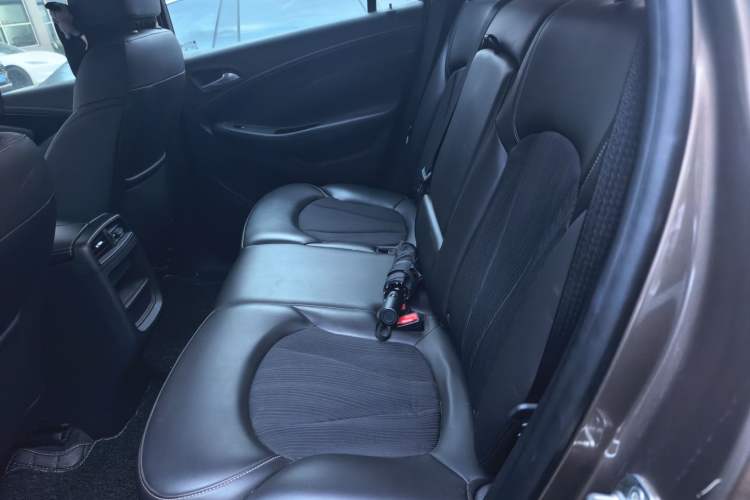 Used Buick Envision 2016 20T Two-Wheel Drive Leading Version Left Rear Seat