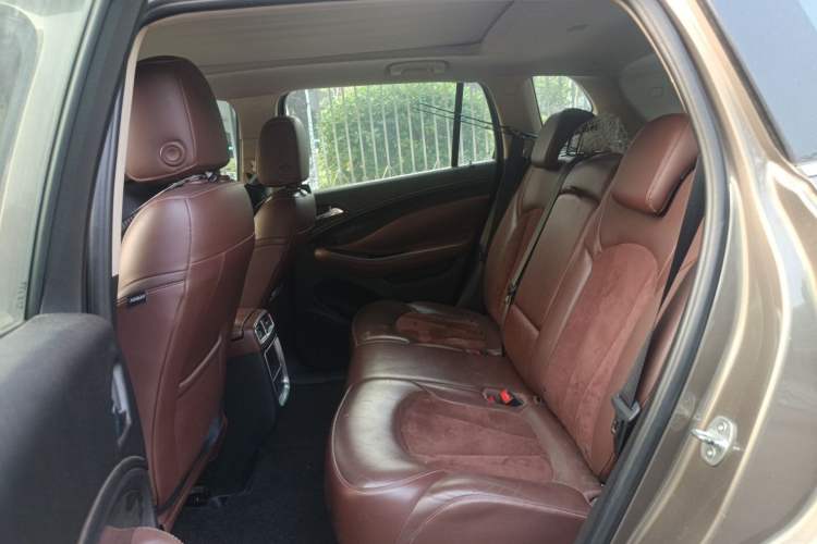 Used Buick Envision 2016 20T Two-Wheel-Drive Elite Model Left Rear Seat
