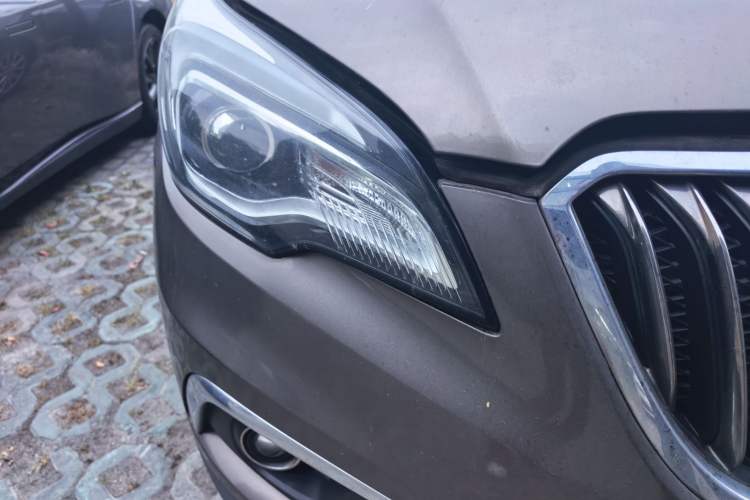 Used Buick Envision 2016 20T Two-Wheel Drive Leading Version Right Front Headlight