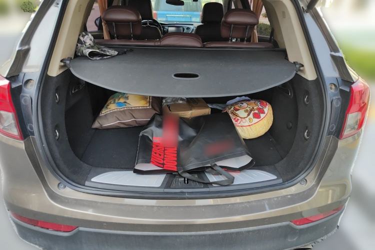 Used Buick Envision 2016 28T Four-Wheel Drive Elite Version Trunk