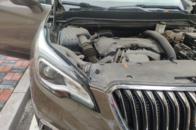 Used Buick Envision 2016 28T Four-Wheel Drive All-Terrain Flagship Edition Engine Bay Right