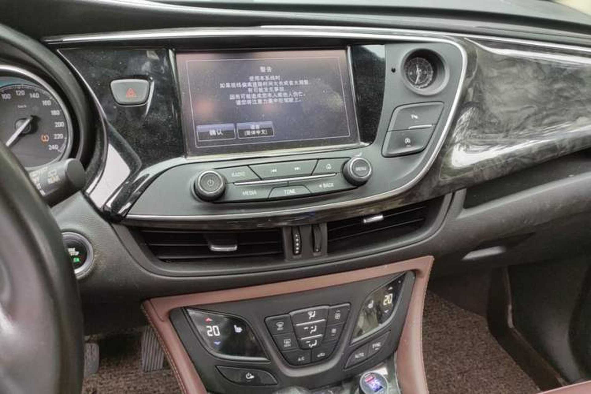 Used Buick Envision 2016 20T Two-Wheel-Drive Elite Model Audio And AC Panel