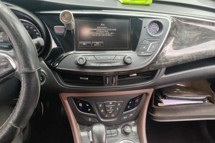 Used Buick Envision 2016 28T Four-Wheel Drive Luxury Model Audio And AC Panel