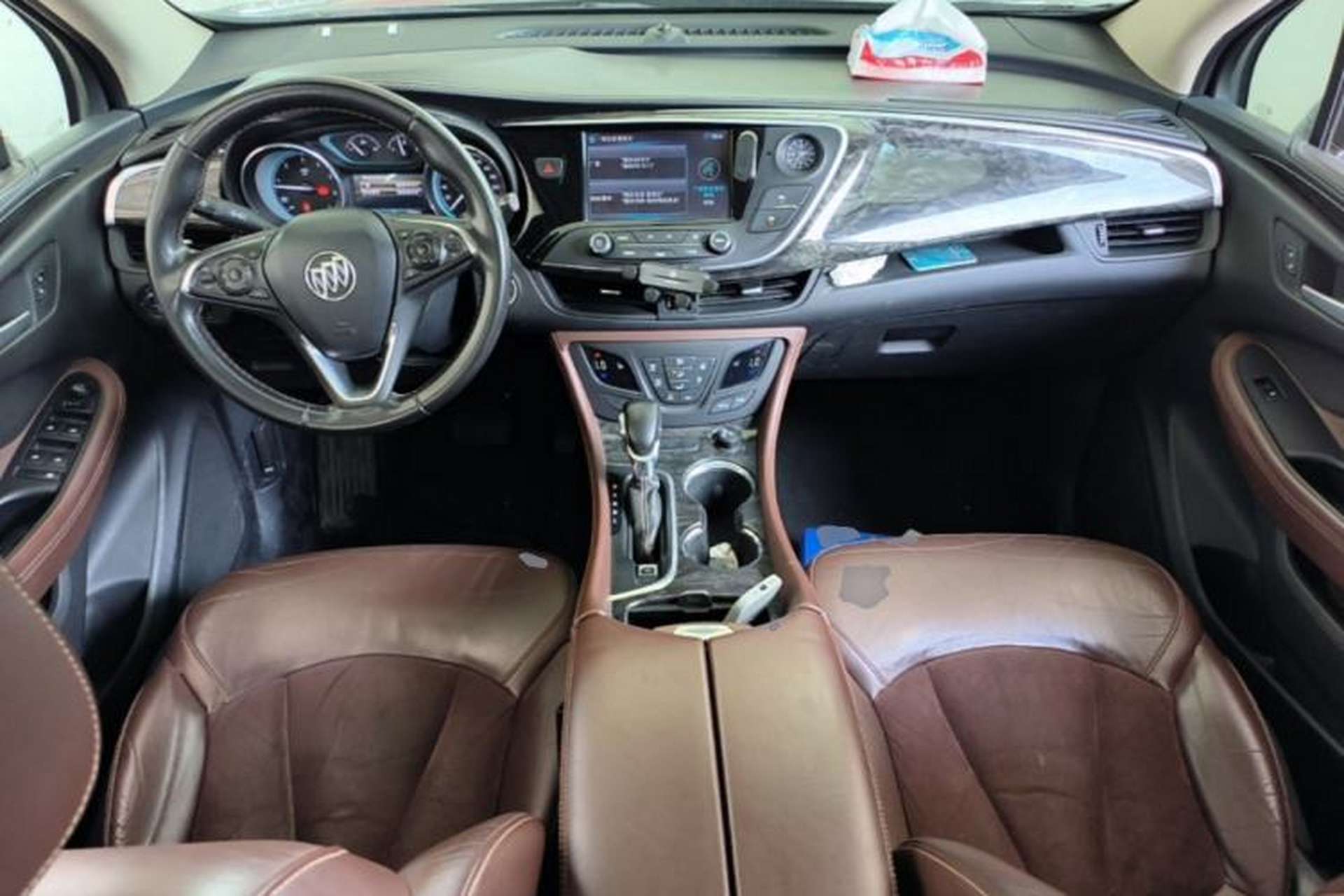 Used Buick Envision 2016 20T Two-Wheel-Drive Elite Model Center Console