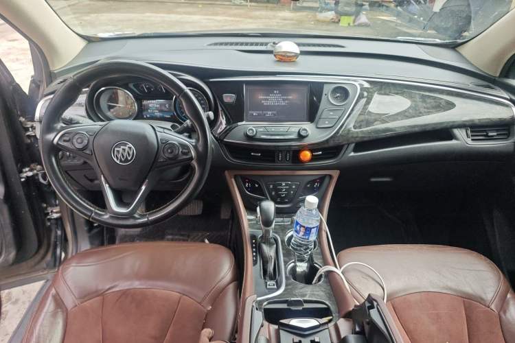 Used Buick Envision 2016 20T Four-Wheel Drive Elite Model Center Console