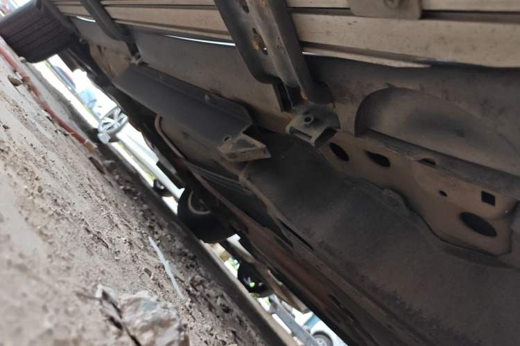 Used Buick Envision 2016 20T Two-Wheel Drive Leading Version Chassis Rear Left