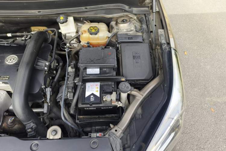 Used Buick Envision 2016 28T Four-Wheel Drive Elite Version Engine Bay Left