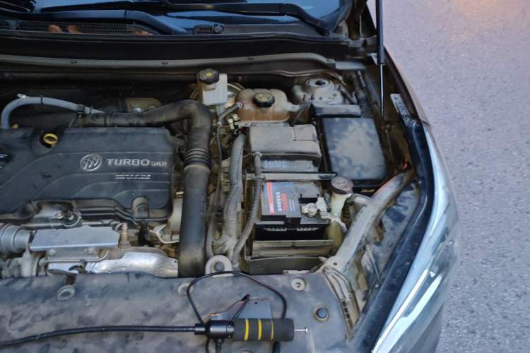 Used Buick Envision 2016 20T Two-Wheel Drive Leading Version Engine Bay Left