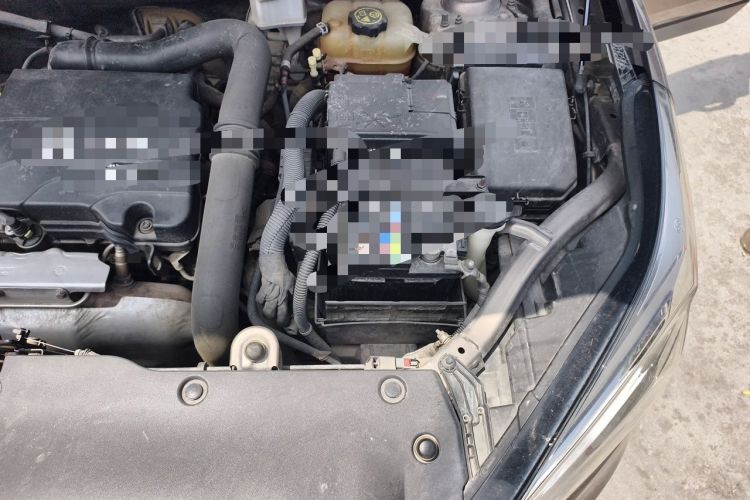 Used Buick Envision 2016 20T Two-Wheel Drive Leading Version Engine Bay Left
