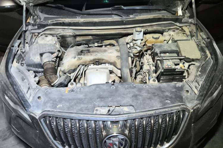 Used Buick Envision 2016 28T Four-Wheel Drive Elite Version Engine Bay