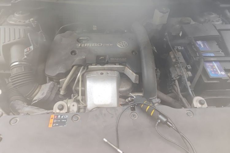 Used Buick Envision 2016 28T Four-Wheel Drive Elite Version Engine Bay