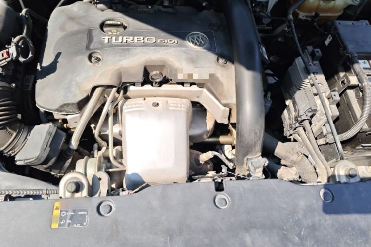 Used Buick Envision 2016 28T Four-Wheel Drive Luxury Model Engine Bay