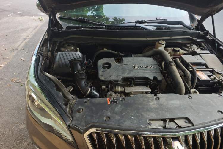 Used Buick Envision 2016 20T Two-Wheel Drive Leading Version Engine Bay Right