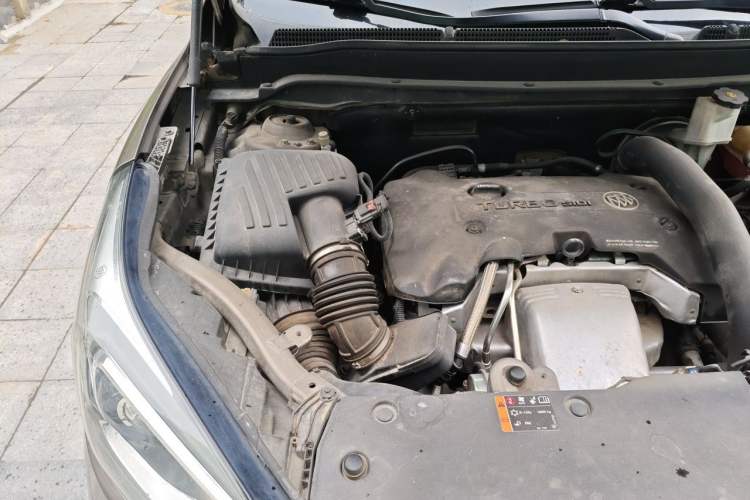 Used Buick Envision 2016 28T Four-Wheel Drive Elite Version Engine Bay Right