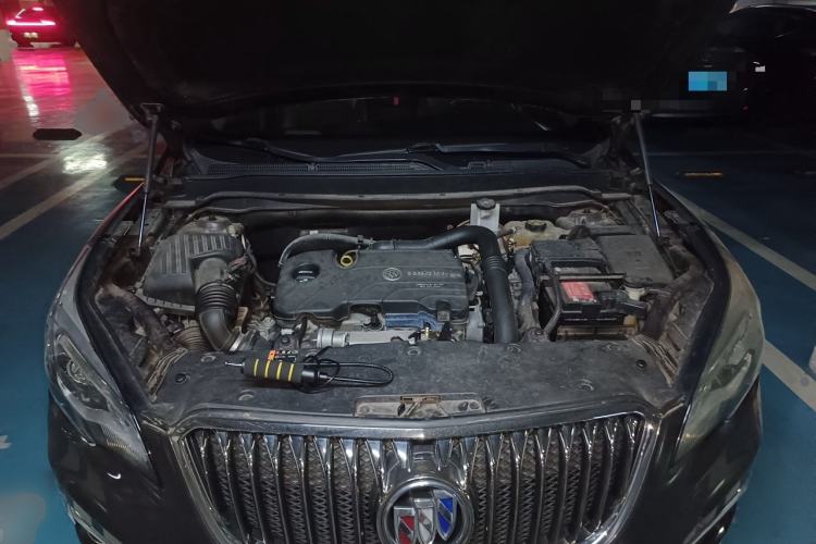 Used Buick Envision 2016 20T Two-Wheel-Drive Elite Model Engine Bay