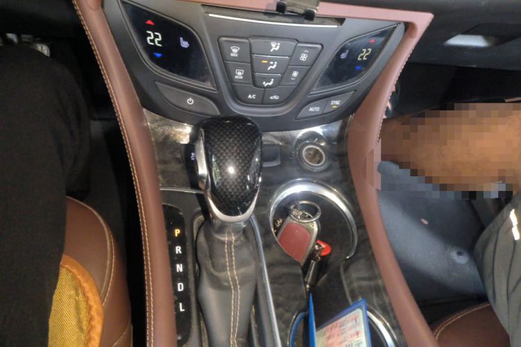 Used Buick Envision 2016 20T Two-Wheel-Drive Elite Model Gear Lever
