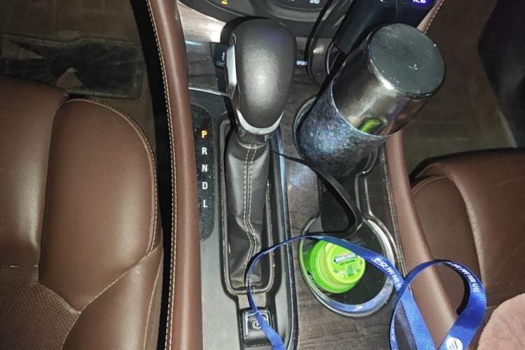 Used Buick Envision 2016 28T Four-Wheel Drive Luxury Model Gear Lever
