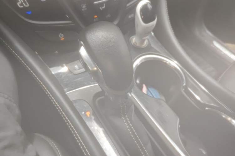 Used Buick Envision 2016 28T Four-Wheel Drive Elite Version Gear Lever