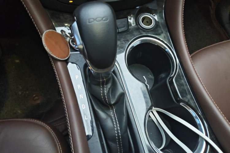 Used Buick Envision 2016 20T Two-Wheel-Drive Elite Model Gear Lever