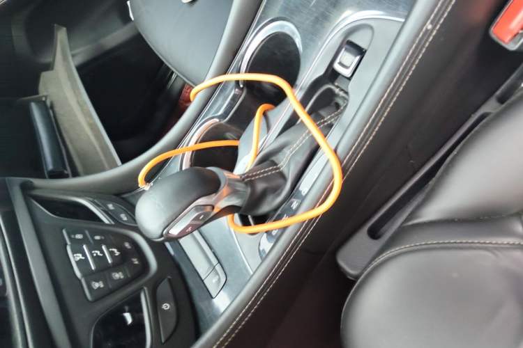 Used Buick Envision 2016 20T Two-Wheel-Drive Elite Model Gear Lever