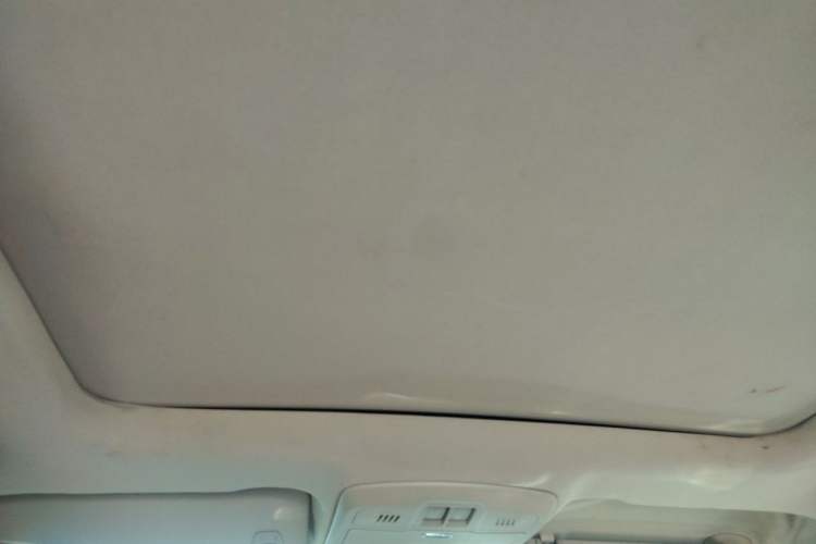 Used Buick Envision 2016 20T Two-Wheel-Drive Elite Model Headliner