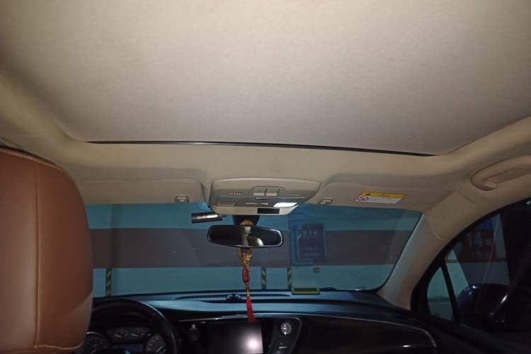 Used Buick Envision 2016 20T Two-Wheel-Drive Elite Model Headliner