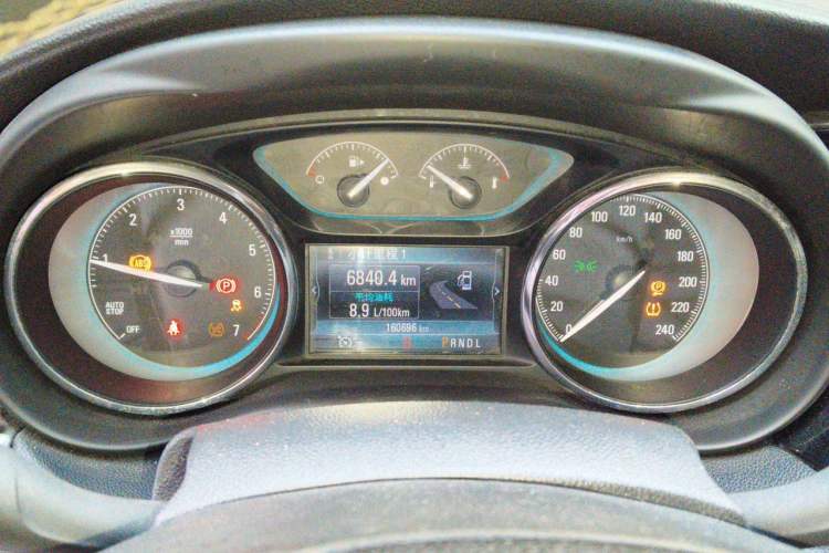 Used Buick Envision 2016 20T Two-Wheel-Drive Elite Model Instrument Cluster