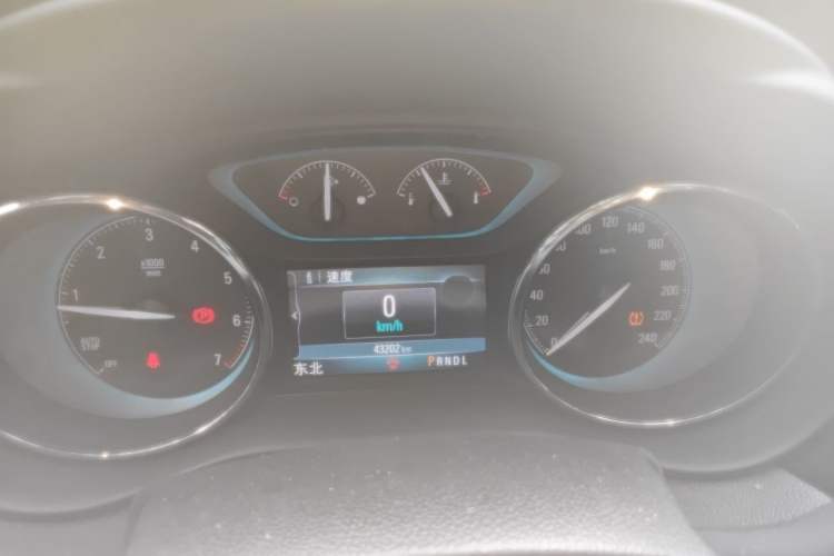 Used Buick Envision 2016 28T Four-Wheel Drive Elite Version Instrument Cluster