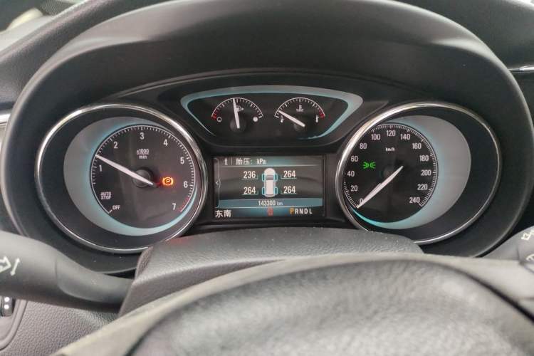 Used Buick Envision 2016 28T Four-Wheel Drive Luxury Model Instrument Cluster