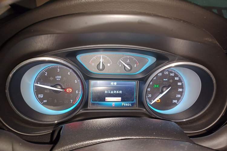 Used Buick Envision 2016 20T Two-Wheel-Drive Elite Model Instrument Cluster