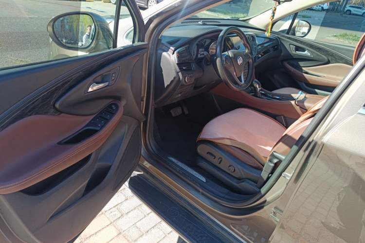 Used Buick Envision 2016 20T Two-Wheel-Drive Elite Model Interior 3