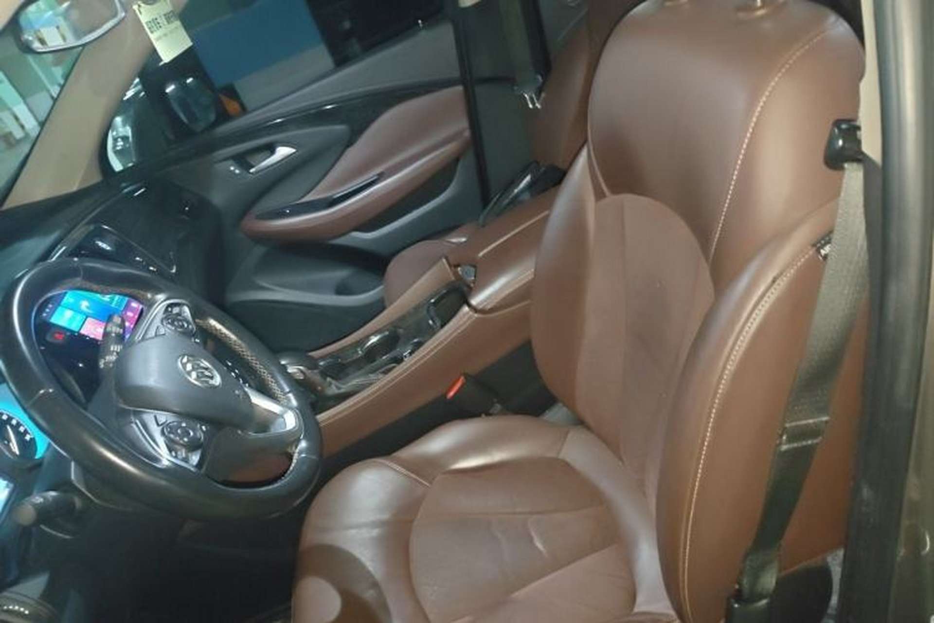 Used Buick Envision 2016 20T Two-Wheel-Drive Elite Model Left Front Seat