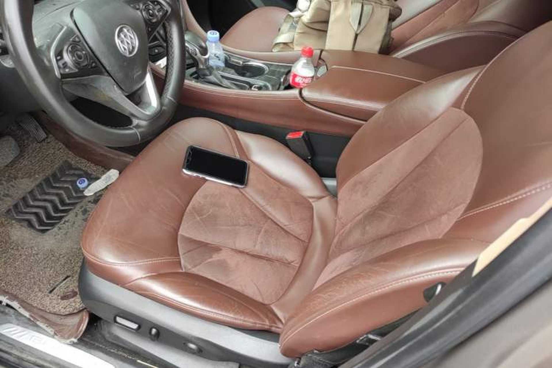 Used Buick Envision 2016 20T Two-Wheel-Drive Elite Model Left Front Seat