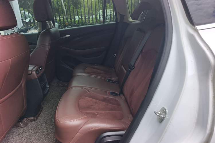Used Buick Envision 2016 28T Four-Wheel Drive Elite Version Left Rear Seat