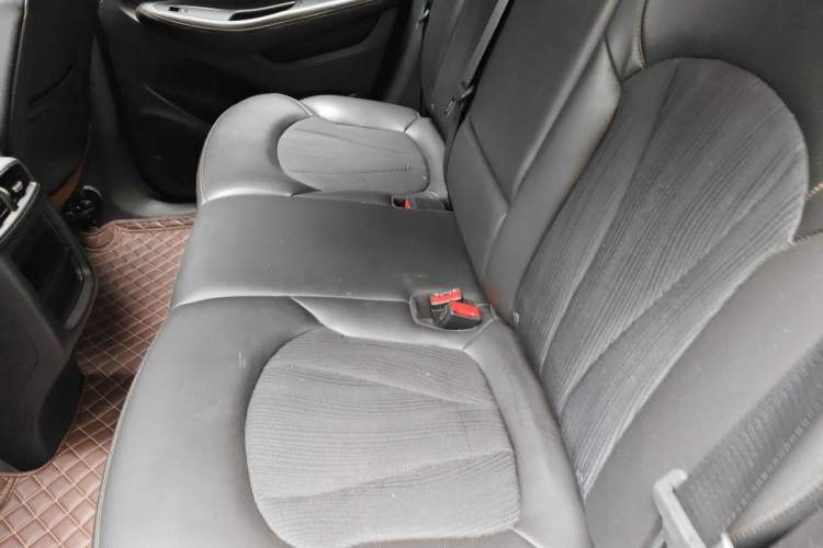 Used Buick Envision 2016 20T Two-Wheel Drive Leading Version Left Rear Seat