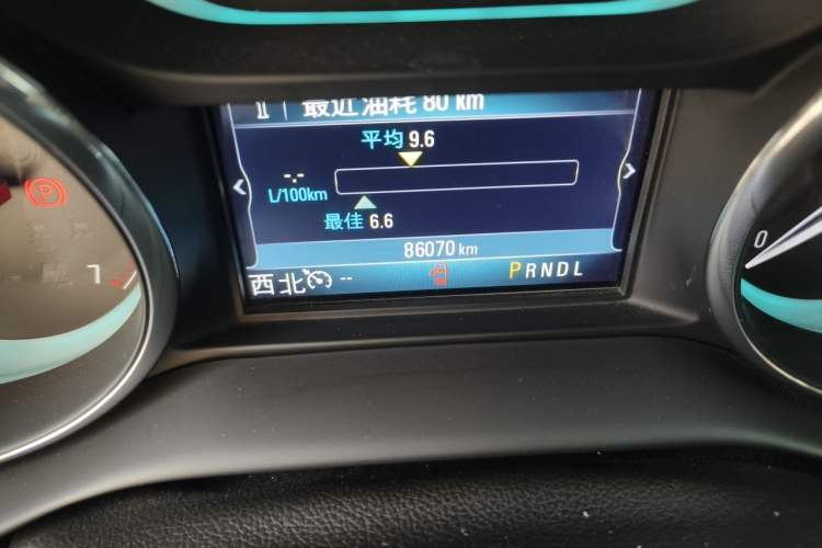 Used Buick Envision 2016 28T Four-Wheel Drive Elite Version Odometer Close Up